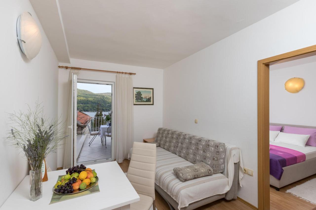 Apartments & Room Eva Slano Pokoj fotografie