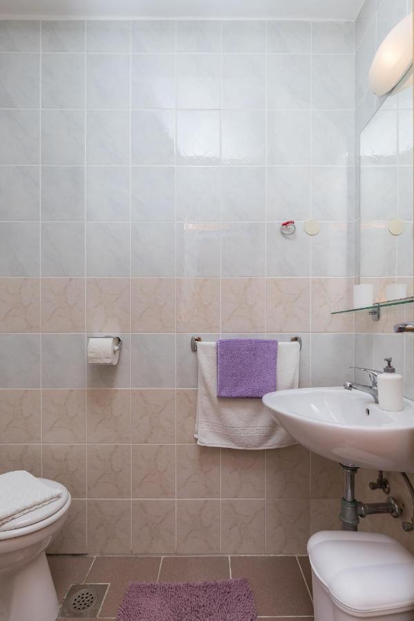 Apartments & Room Eva Slano Pokoj fotografie